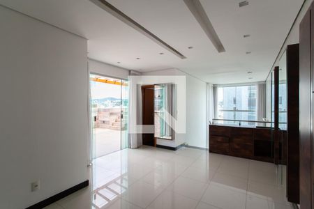 Sala 1 de apartamento para alugar com 4 quartos, 176m² em Dona Clara, Belo Horizonte