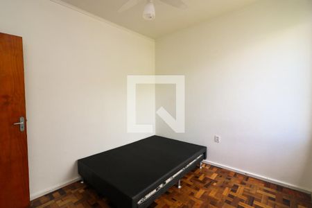 Quarto 1 de apartamento para alugar com 2 quartos, 75m² em Azenha, Porto Alegre