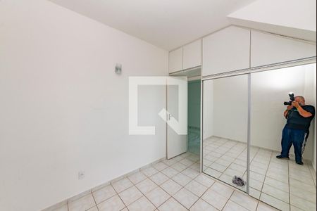 Quarto 2 de apartamento para alugar com 3 quartos, 127m² em Buritis, Belo Horizonte