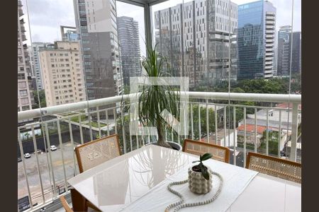 Apartamento à venda com 1 quarto, 81m² em Vila Nova Conceição, São Paulo