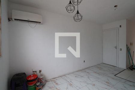 Sala de apartamento à venda com 2 quartos, 42m² em Rio Branco, Canoas