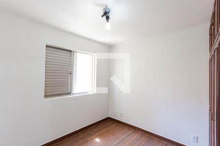 Quarto 1 de apartamento para alugar com 2 quartos, 55m² em Jardim, Santo André