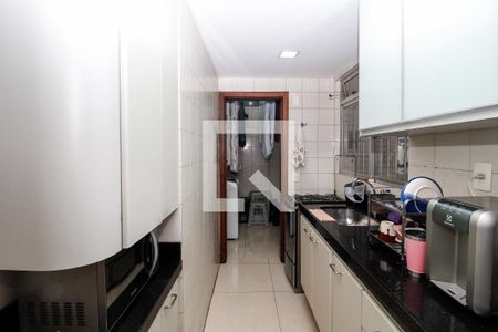 Cozinha de apartamento à venda com 3 quartos, 94m² em Silveira, Belo Horizonte