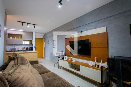 Sala de apartamento para alugar com 2 quartos, 73m² em Vila Eldizia, Santo André