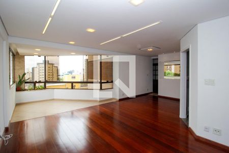 Apartamento para alugar com 4 quartos, 150m² em São Pedro, Belo Horizonte