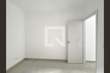 Quarto 2 de apartamento para alugar com 2 quartos, 39m² em Vila Mangalot, São Paulo