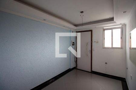 Sala de apartamento à venda com 3 quartos, 58m² em Conjunto Residencial José Bonifácio, São Paulo