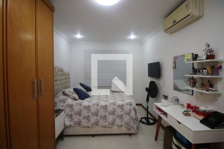 Quarto 1 - Suíte de casa para alugar com 4 quartos, 83m² em Irajá, Rio de Janeiro