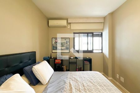 Quarto 01 de apartamento à venda com 2 quartos, 78m² em Copacabana, Rio de Janeiro