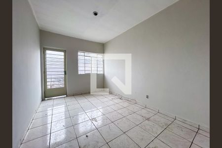 Quarto 1 de apartamento para alugar com 2 quartos, 70m² em Vila Haro, Sorocaba