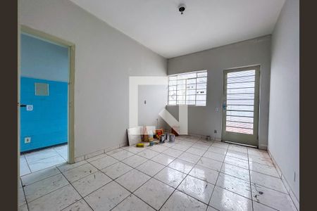 Sala de apartamento para alugar com 2 quartos, 70m² em Vila Haro, Sorocaba