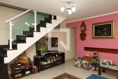 Sala de casa à venda com 3 quartos, 230m² em Vila Taquari, São Paulo