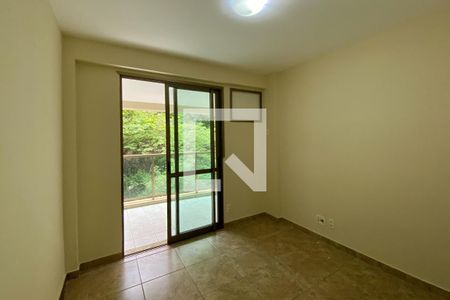 Quarto 1 de apartamento para alugar com 2 quartos, 104m² em Botafogo, Rio de Janeiro