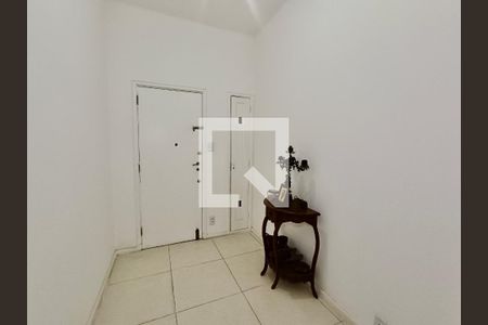 Sala  de apartamento para alugar com 3 quartos, 150m² em Copacabana, Rio de Janeiro