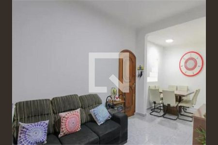 Casa à venda com 4 quartos, 186m² em Parada Inglesa, São Paulo