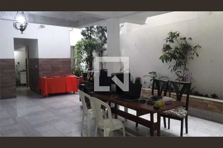 Casa à venda com 3 quartos, 164m² em Vila Quitauna, Osasco