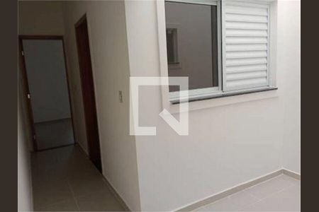 Casa à venda com 3 quartos, 100m² em Vila Carbone, São Paulo