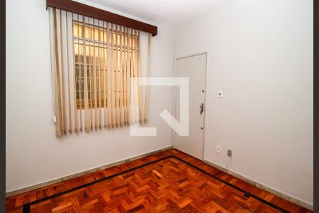 Sala de apartamento para alugar com 3 quartos, 90m² em Calafate, Belo Horizonte