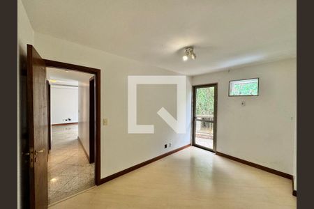 Suíte de apartamento para alugar com 2 quartos, 110m² em Recreio dos Bandeirantes, Rio de Janeiro