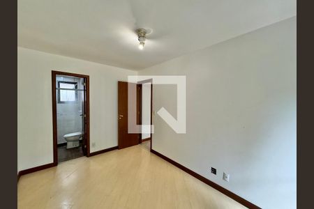 Suíte de apartamento para alugar com 2 quartos, 110m² em Recreio dos Bandeirantes, Rio de Janeiro