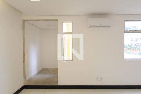 Sala de apartamento para alugar com 3 quartos, 90m² em Vila Paquetá, Belo Horizonte