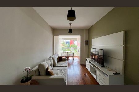 Apartamento para alugar com 53m², 1 quarto e 2 vagasSala