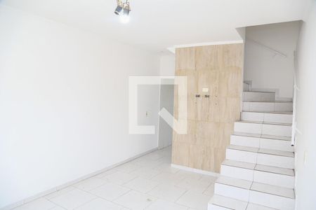 Sala de casa à venda com 2 quartos, 70m² em Vila Bremen, Guarulhos