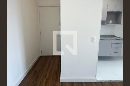 Sala de apartamento para alugar com 3 quartos, 67m² em Vila Anastácio, São Paulo