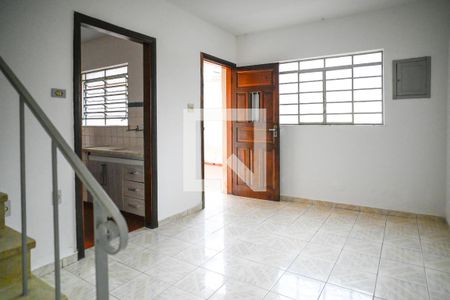 Sala de casa para alugar com 2 quartos, 70m² em Vila Brasilina, São Paulo