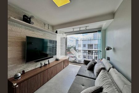 Sala  de apartamento à venda com 3 quartos, 71m² em Santo Amaro, São Paulo