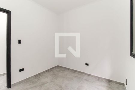 Quarto 1 de casa para alugar com 3 quartos, 1m² em Vila Monte Santo, São Paulo