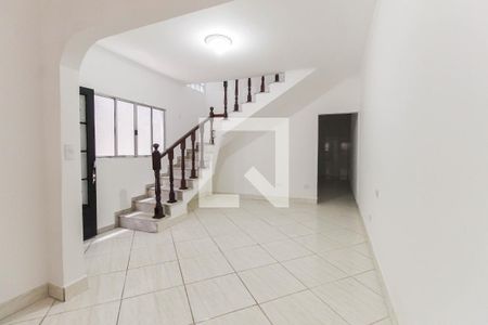 Sala de casa para alugar com 3 quartos, 1m² em Vila Monte Santo, São Paulo