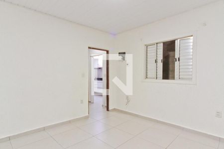 Quarto de casa para alugar com 1 quarto, 70m² em Vila Pereira Cerca, São Paulo