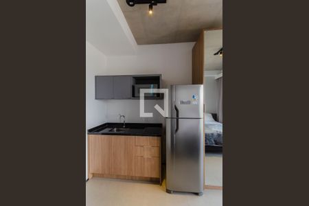 Cozinha de kitnet/studio para alugar com 1 quarto, 22m² em Paraíso, São Paulo