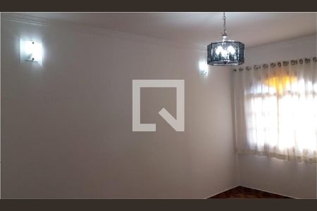 Casa à venda com 3 quartos, 101m² em Vila Romero, São Paulo