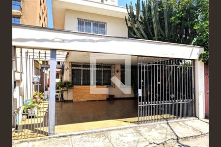 Casa à venda com 5 quartos, 233m² em Vila Nova Conceição, São Paulo