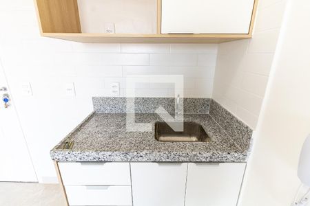 Cozinha de apartamento para alugar com 1 quarto, 33m² em Vila Nair, São Paulo