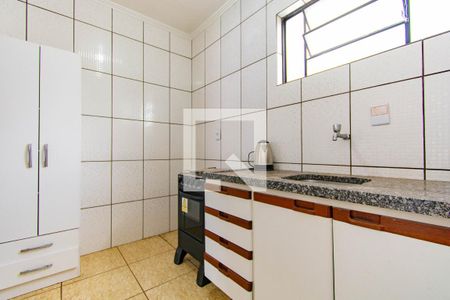 Cozinha de apartamento para alugar com 1 quarto, 40m² em Marechal Rondon, Canoas