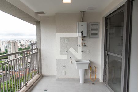 Varanda/área de serviço de apartamento para alugar com 2 quartos, 56m² em Vila Dom Pedro I, São Paulo