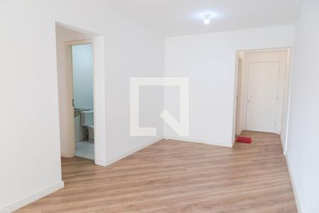 Sala de apartamento para alugar com 3 quartos, 75m² em Vila Augusta, Guarulhos