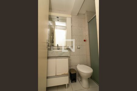 Banheiro de apartamento para alugar com 1 quarto, 39m² em Cidade Baixa, Porto Alegre