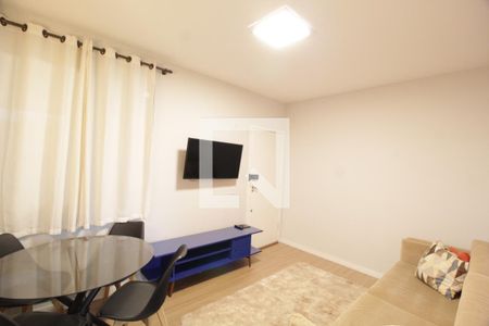 Sala de apartamento para alugar com 2 quartos, 52m² em Gávea, Uberlândia