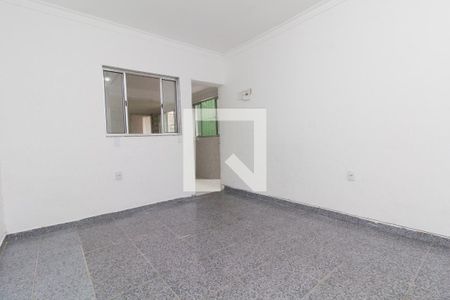 Sala de casa para alugar com 3 quartos, 60m² em Burgo Paulista, São Paulo