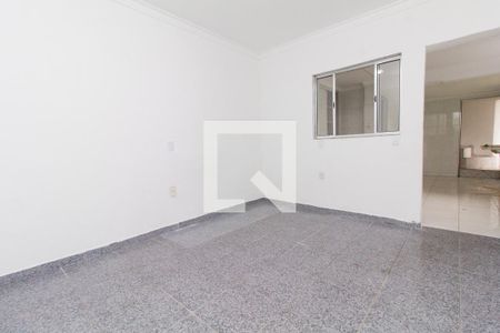 Sala de casa para alugar com 3 quartos, 60m² em Burgo Paulista, São Paulo