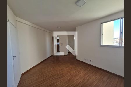 Sala  de apartamento para alugar com 2 quartos, 65m² em Jardim Terezopolis, Guarulhos