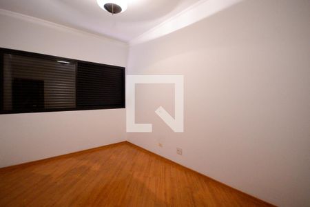 Quarto 1 de apartamento para alugar com 2 quartos, 130m² em Vila Santo Estefano, São Paulo