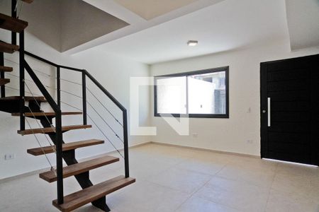 Sala de casa para alugar com 2 quartos, 115m² em Sítio Morro Grande, São Paulo