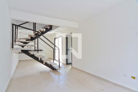 Sala de casa para alugar com 2 quartos, 115m² em Sítio Morro Grande, São Paulo