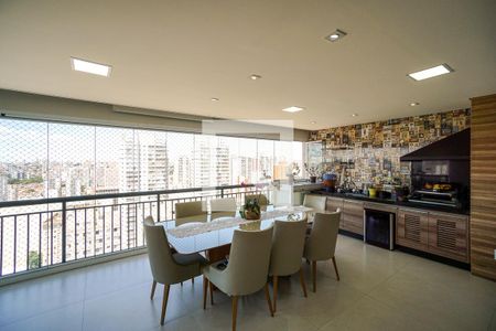 Varanda de apartamento à venda com 3 quartos, 120m² em Parque São Jorge, São Paulo