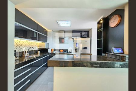 Cozinha de apartamento à venda com 2 quartos, 116m² em Prado, Belo Horizonte